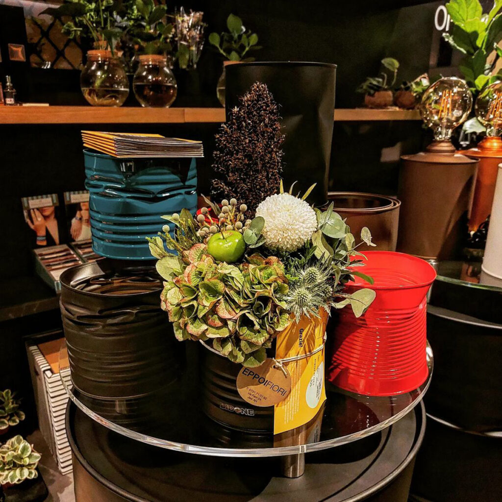 vasi di arredo per fiori e oggetti